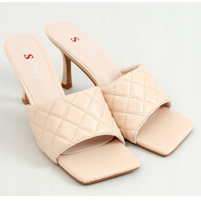 Pantoufles beiges matelassées T367P 1