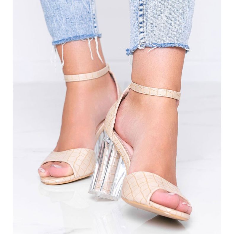 Escarpins beiges sur tige avec talon No Fear transparent 1