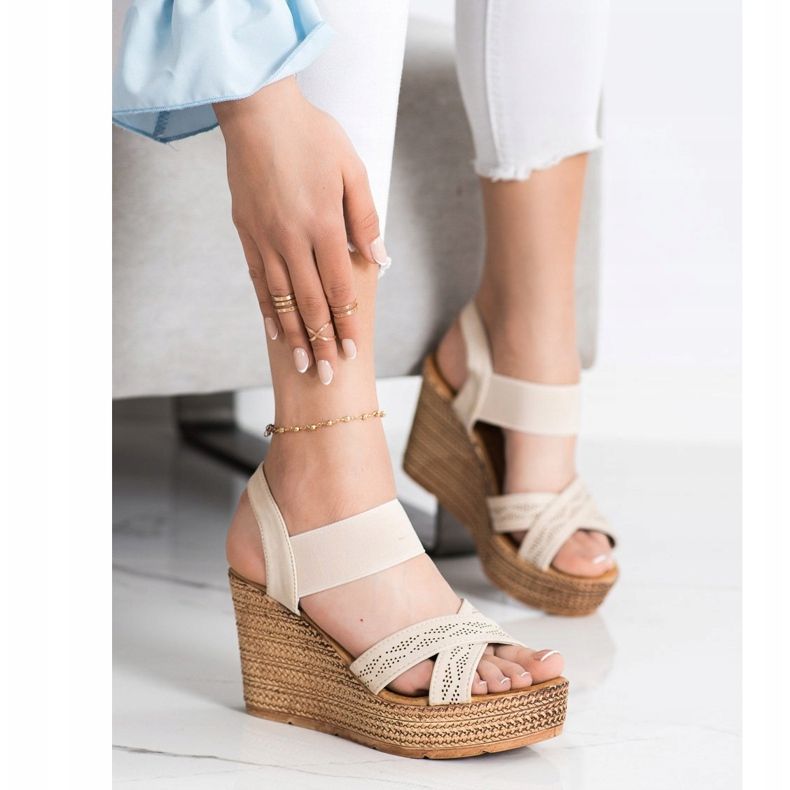 Sea Elves Sandales légères à enfiler beige 1