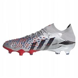 Chaussures de football Adidas Predator Freak.1 Low Fg M FY1051 gris argent 1