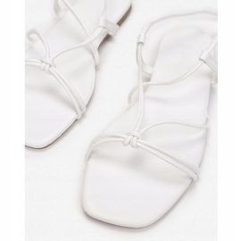 Vices Etaux F28-71-blanc 1