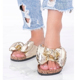 Chaussons dorés avec nœud Norris d'or 1 Chaussons dorés avec nœud Norris d'or 1