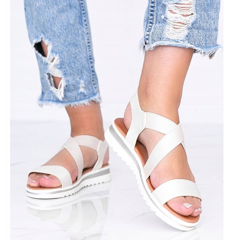 Sandales beiges à semelle épaisse Irony 1