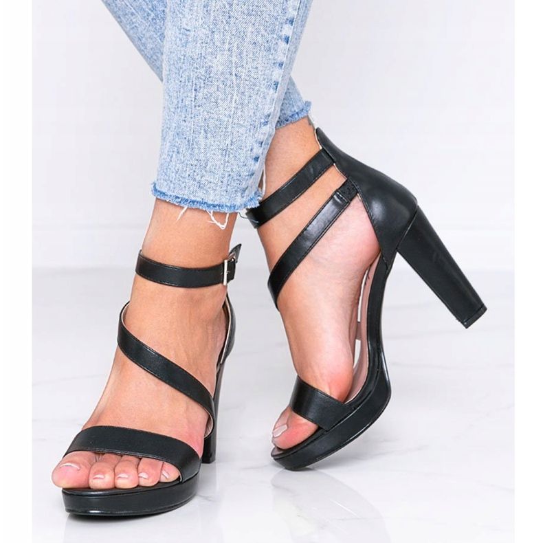 Sandales noires sur la plateforme Got You le noir 1 Sandales noires sur la plateforme Got You le noir 1