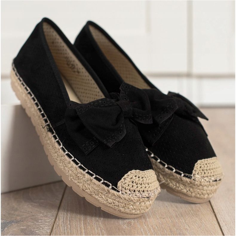 Mannika Espadrilles Ajourées Avec Un Noeud noir 2