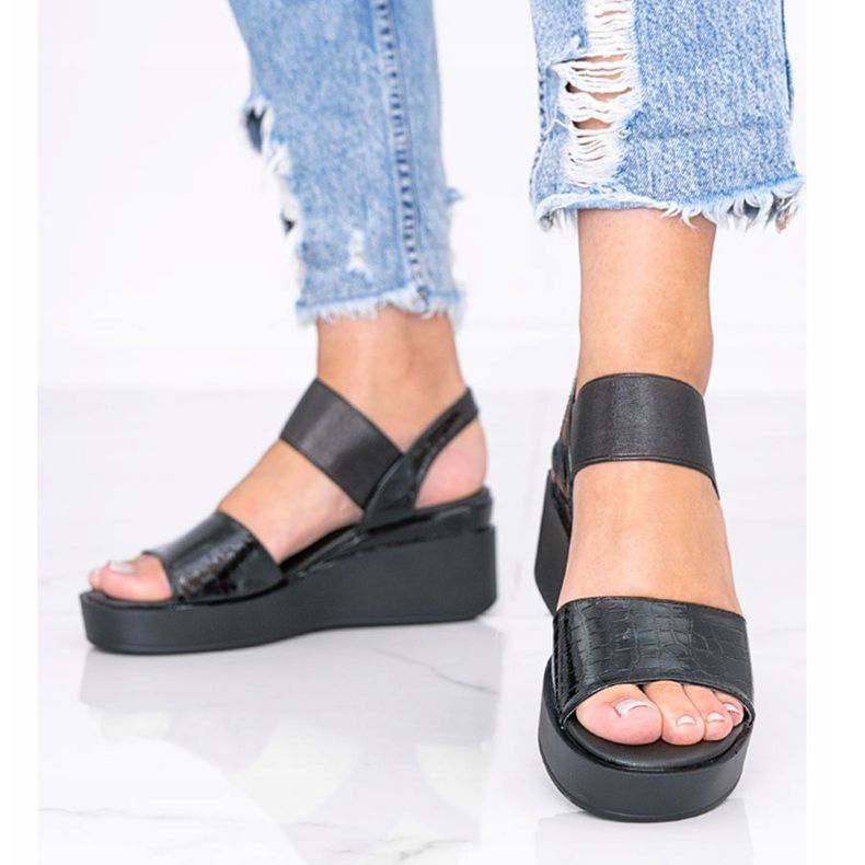 Sandales compensées noires Tiffi 1