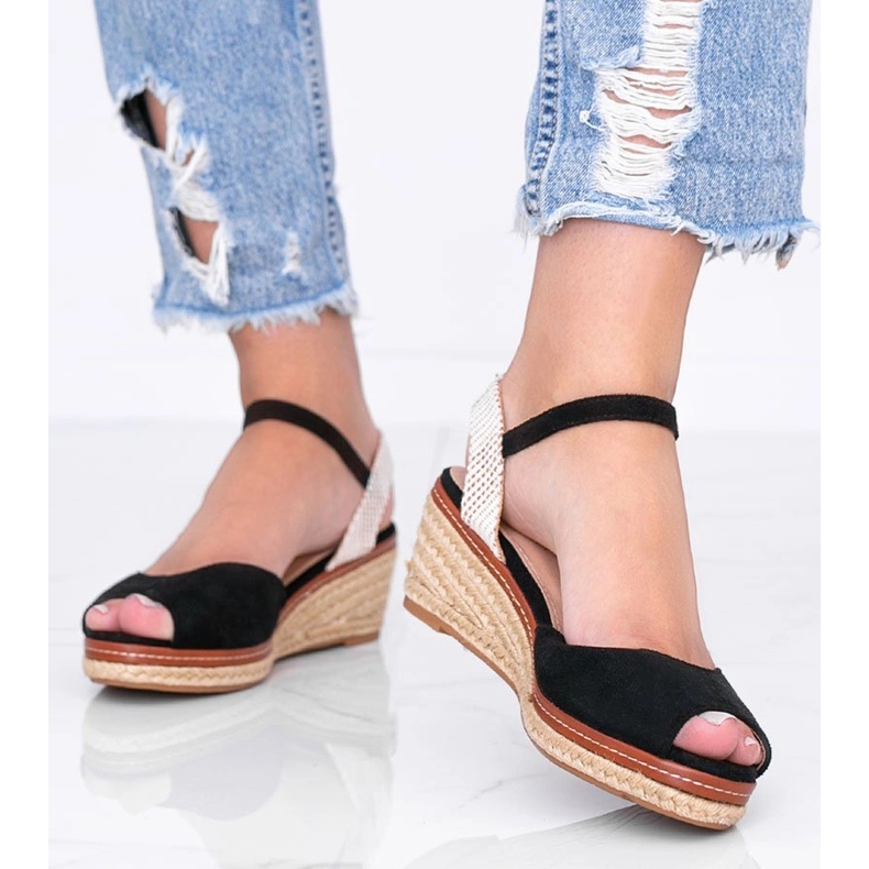 Espadrilles noires sur la semelle compensée Heis le noir 1