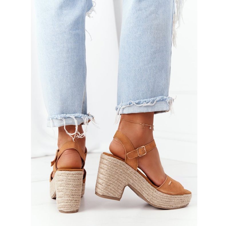 Big Star Sandales à talons hauts avec une grande étoile tressée HH274394 Camel brun 2