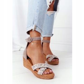 Sandales Compensées en Daim Maciejka 04565-04 Beige-Or 1