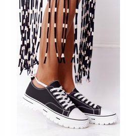 Baskets classiques pour femmes noires Feeling Good blanche le noir 1