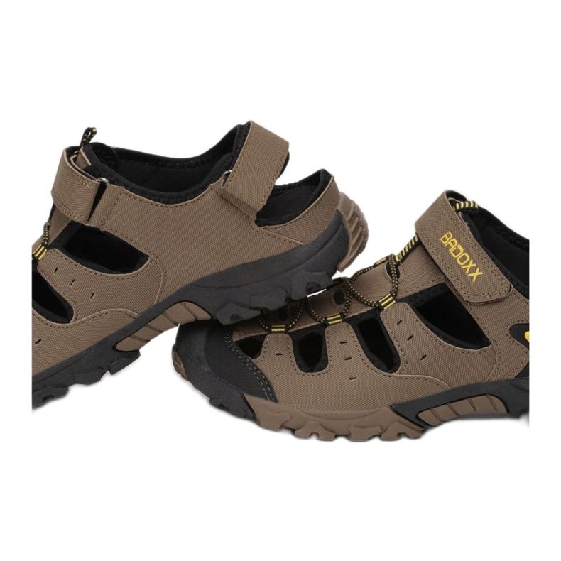 Vices Etaux 9SD9146-R-85-marron brun 2