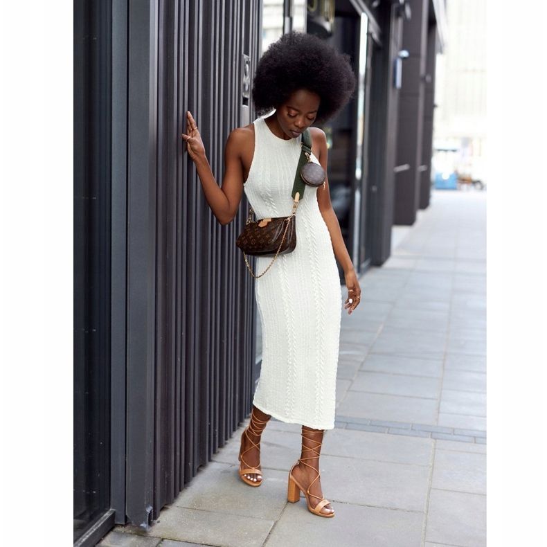 PS1 Sandales attachées sur un bar de passerelle de chameau brun 1