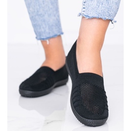 Sneakers Slip On noir profond ajouré 1