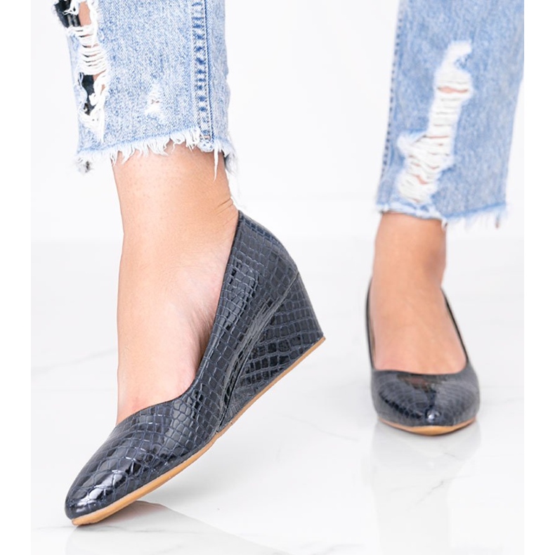 Escarpins beiges à motif peau de crocodile sur le talon compensé Wildlife bleu 1