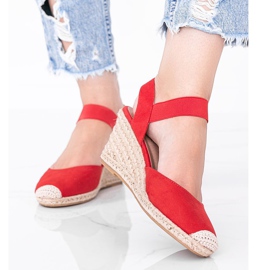 Espadrilles rouges sur le coin de Louise 1
