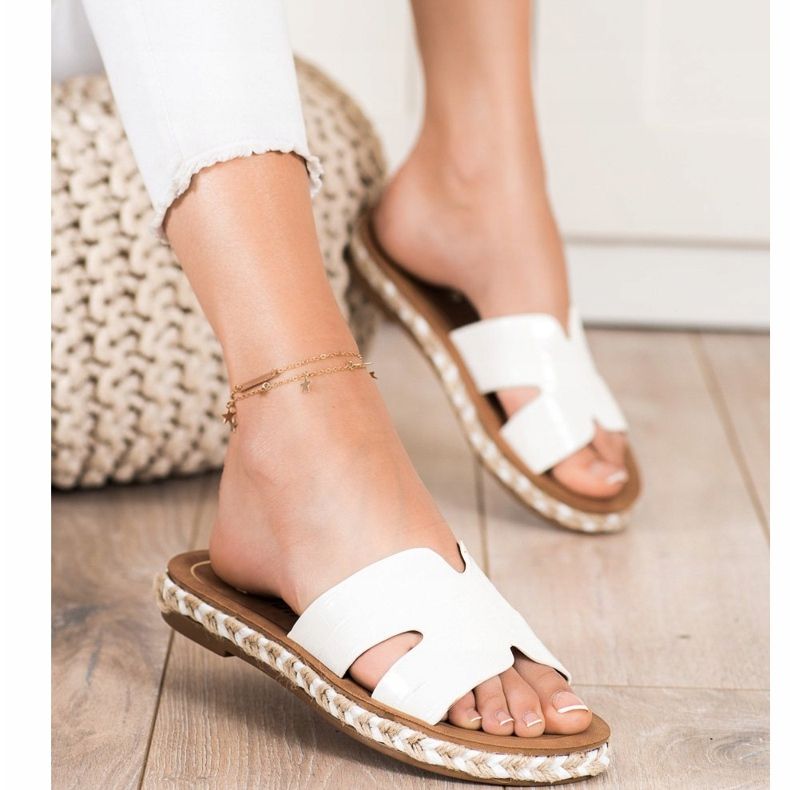 SHELOVET Pantoufles Blanches Décontractées 1