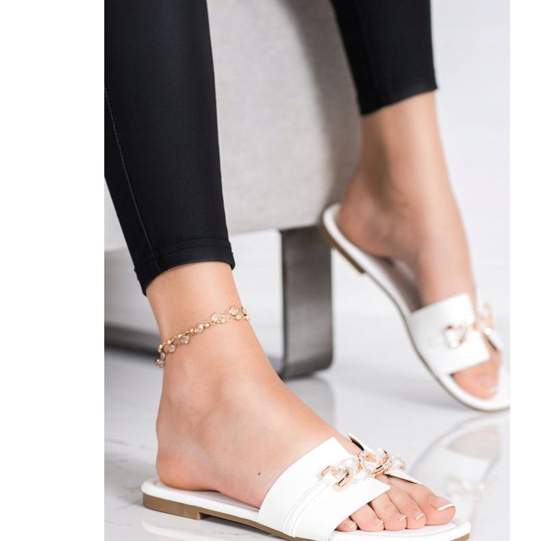 Renda Pantoufles élégantes avec ornement blanche 1
