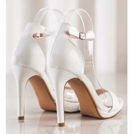 Renda Sandales classiques sur un talon haut blanche 1