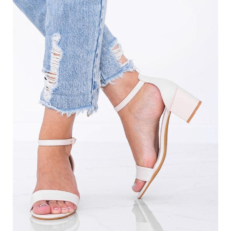 Sandales beiges sur poteau Sever bas 1