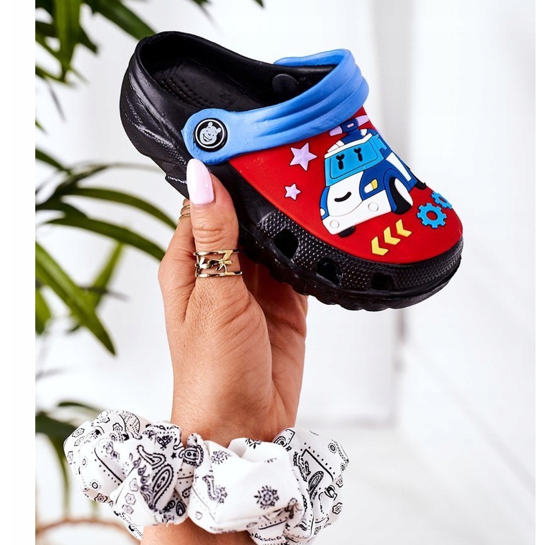 Chaussons Mousse Enfant Crocs Noir Bleu Oscar rouge 2