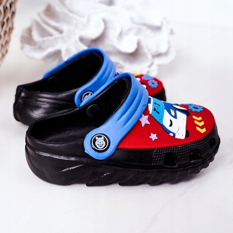 Chaussons Mousse Enfant Crocs Noir Bleu Oscar le noir rouge 1