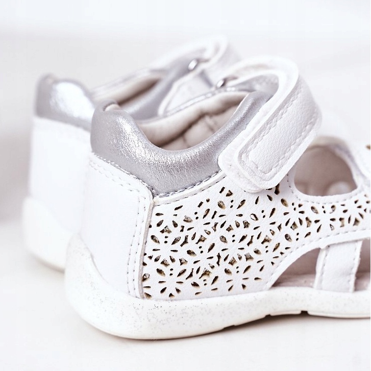 Apawwa Sandales Enfant En Cuir Avec Velcro Blanc Meera blanche 2 Apawwa Sandales Enfant En Cuir Avec Velcro Blanc Meera blanche 2