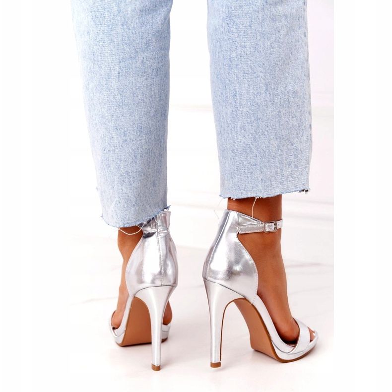 PG1 Sandales élégantes sur un talon glamour argenté 3 PG1 Sandales élégantes sur un talon glamour argenté 3
