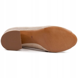 Marco Shoes Escarpins beiges et dorés en daim avec perforation d'or 5