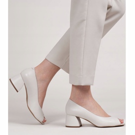 Marco Shoes Escarpins en cuir beige 1576P avec un talon stable 2