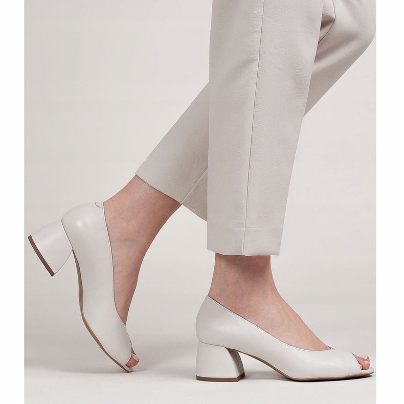 Marco Shoes Escarpins en cuir beige 1576P avec un talon stable 2