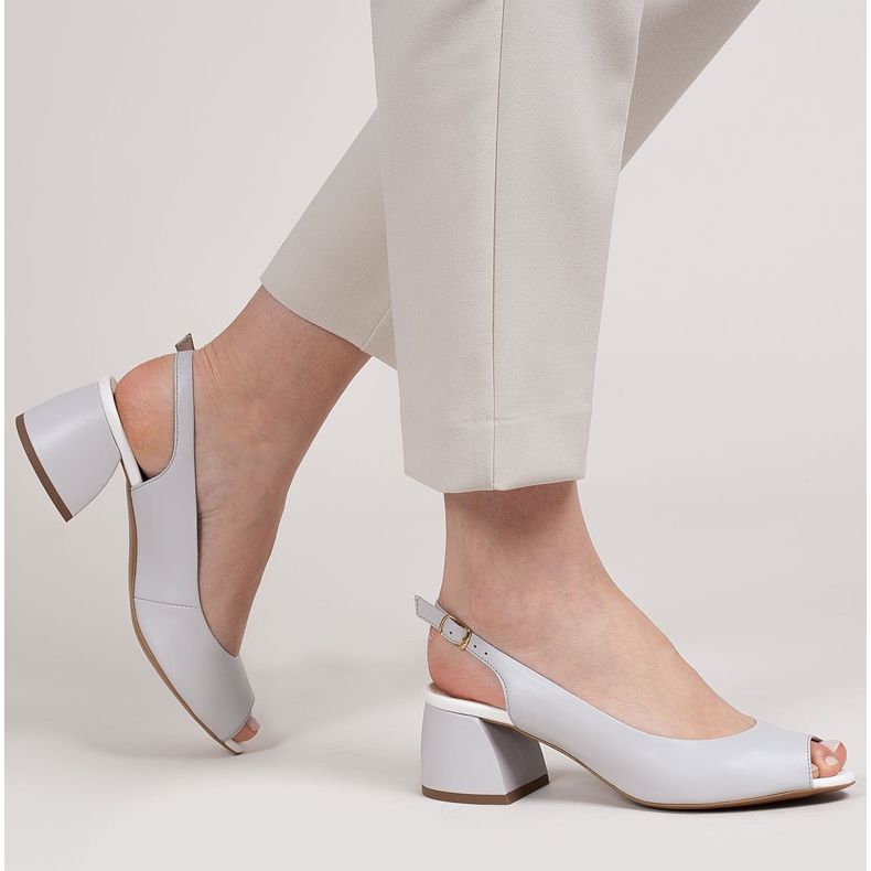 Marco Shoes Sandales en cuir gris 1506P avec un talon stable 2 Marco Shoes Sandales en cuir gris 1506P avec un talon stable 2