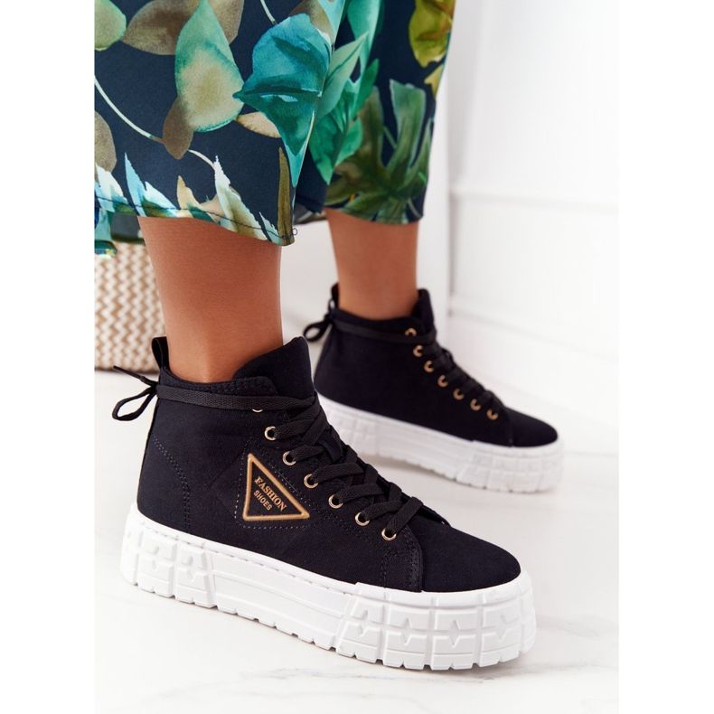 Baskets montantes pour femmes sur une plate-forme Manhattan noire 2