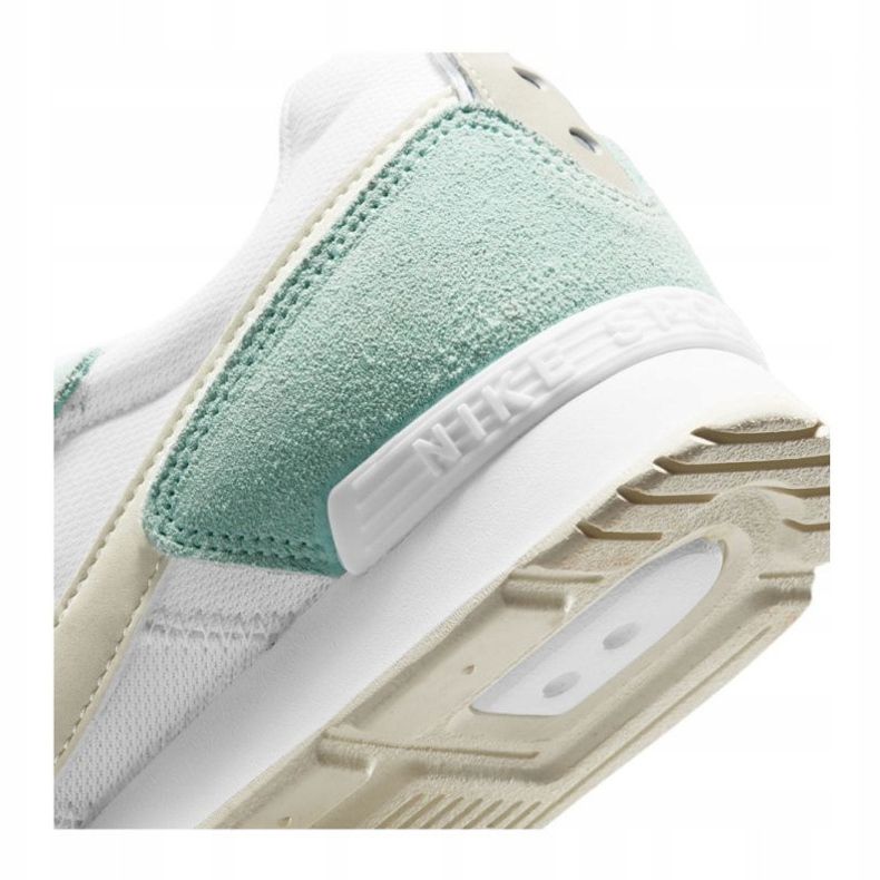 Nike Venture Runner W CK2948-300 blanche vert 1