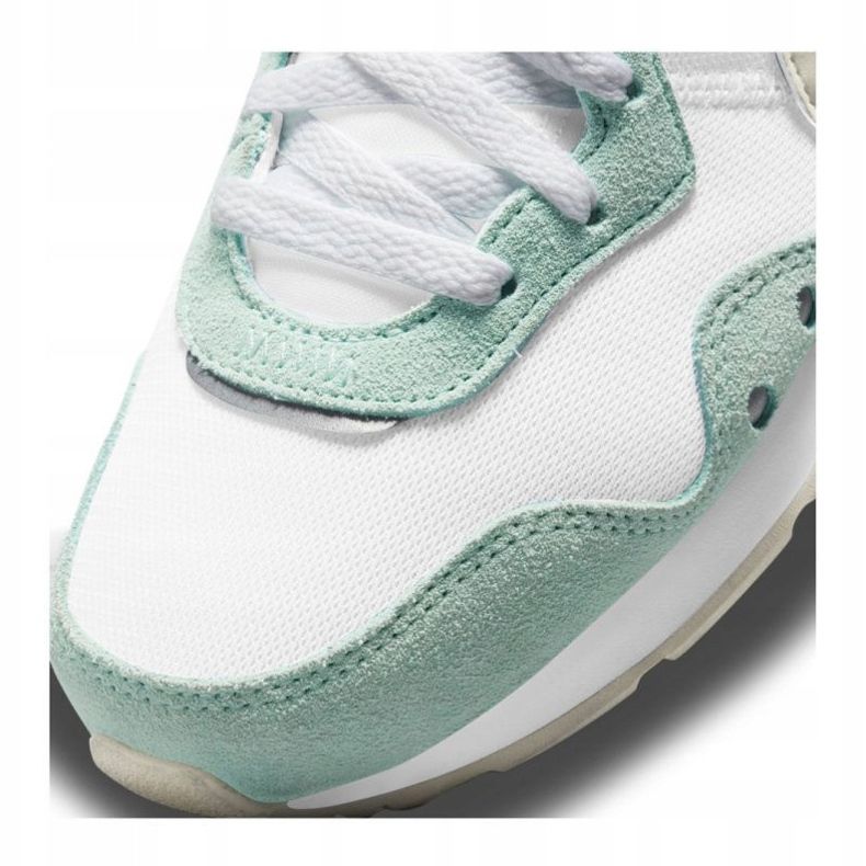 Nike Venture Runner W CK2948-300 blanc vert 2