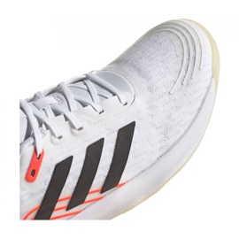 Chaussures Adidas Novaflight M GW2320 multicolore blanche 2 Chaussures Adidas Novaflight M GW2320 multicolore blanche 2