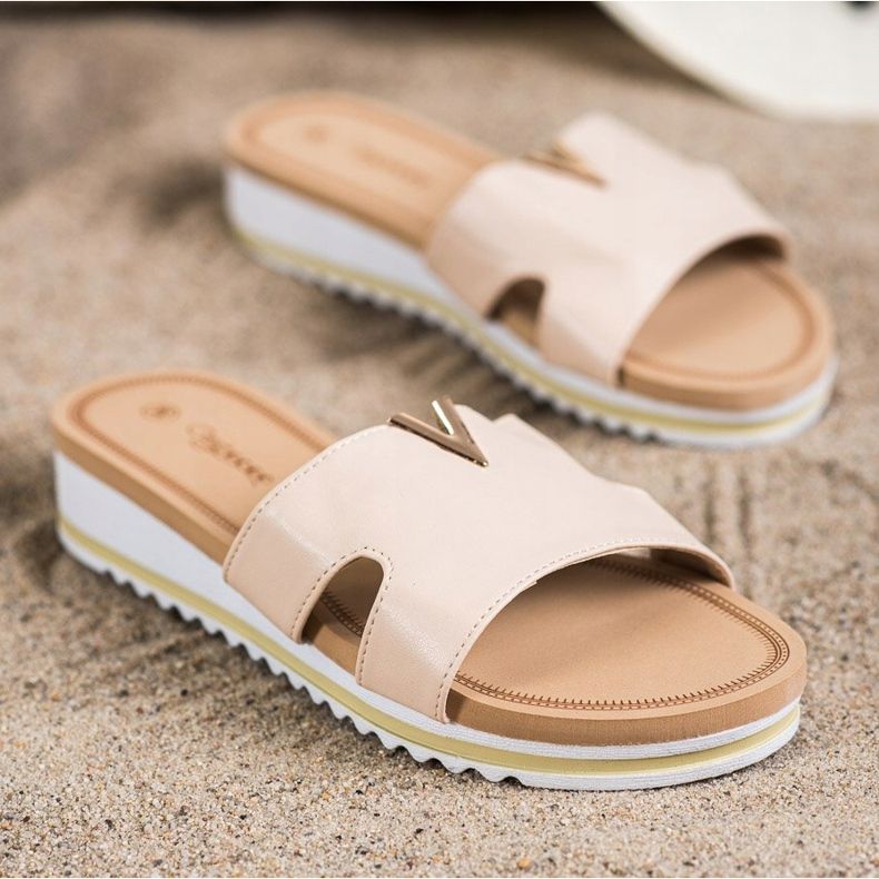 Groto Gogo Pantoufles Classiques Confortables beige 1