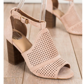 SHELOVET Sandales Ajourées Montées beige 1 SHELOVET Sandales Ajourées Montées beige 1