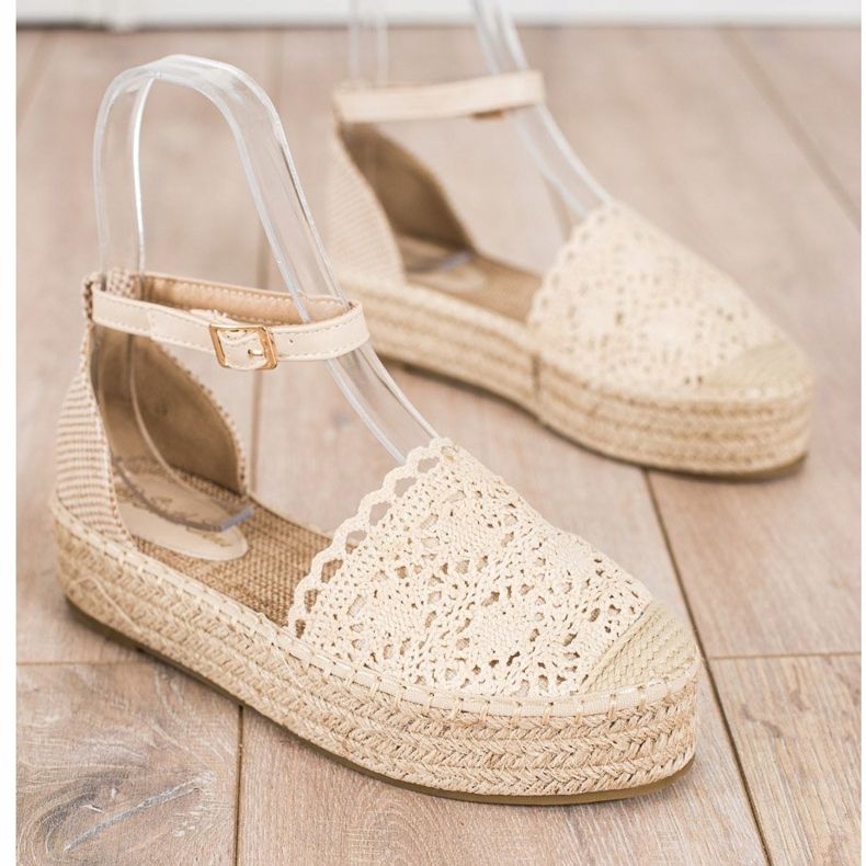 Sixth Sense Espadrilles Avec Empiècement En Dentelle beige 1 Sixth Sense Espadrilles Avec Empiècement En Dentelle beige 1