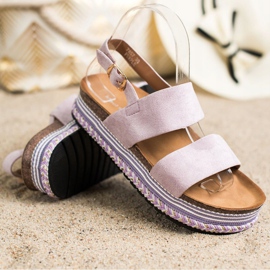Ideal Shoes Sandales en daim sur la plate-forme violet 1
