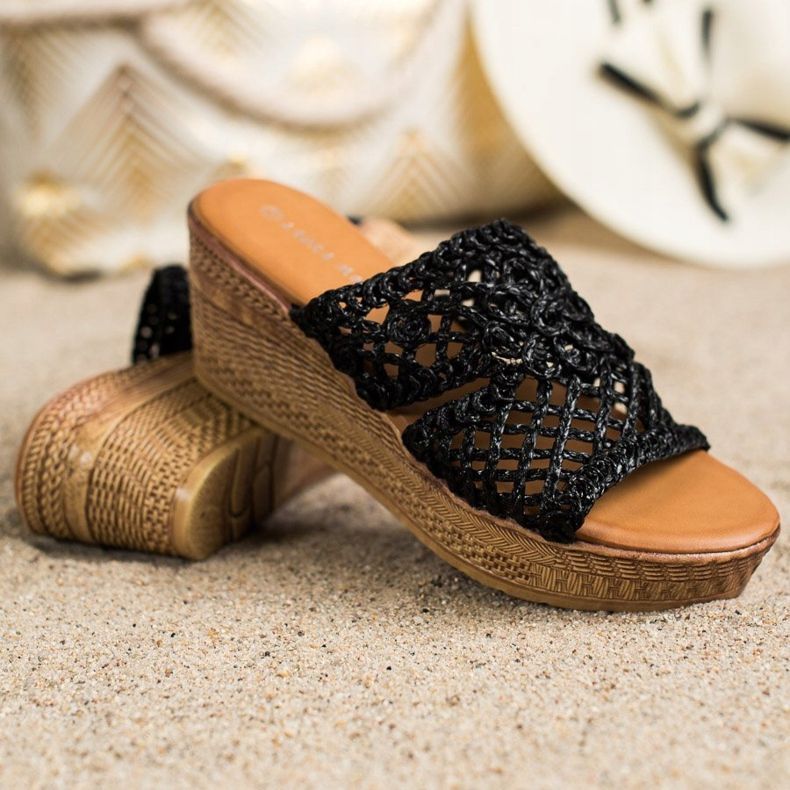 Laura Mode Chaussons compensés ajourés noir 1