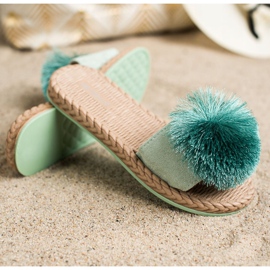 Bestelle Chaussons Avec Pompon vert 1