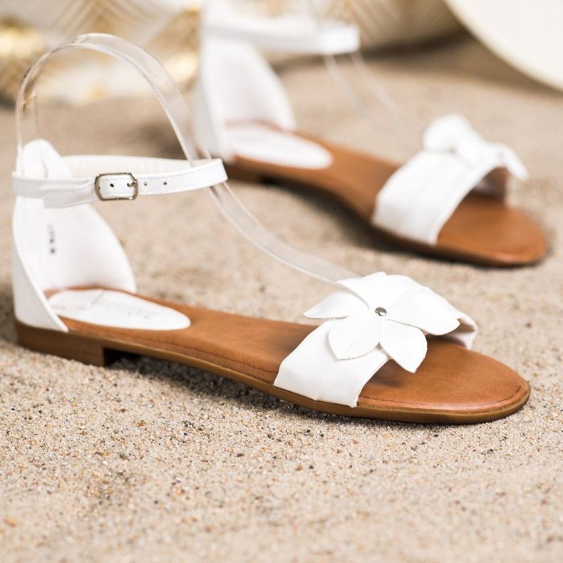 Diamantique Sandales blanches avec une fleur 1