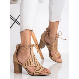 Renda Sandales Ajourées Avec Une Reliure beige 2