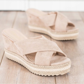 SHELOVET Sandales compensées en daim beige 3