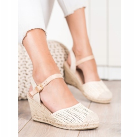 Sweet Shoes Espadrilles Ajourées Sur Le Compensé beige 1 Sweet Shoes Espadrilles Ajourées Sur Le Compensé beige 1