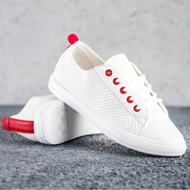 SHELOVET Baskets ajourées avec cuir écologique blanche 1