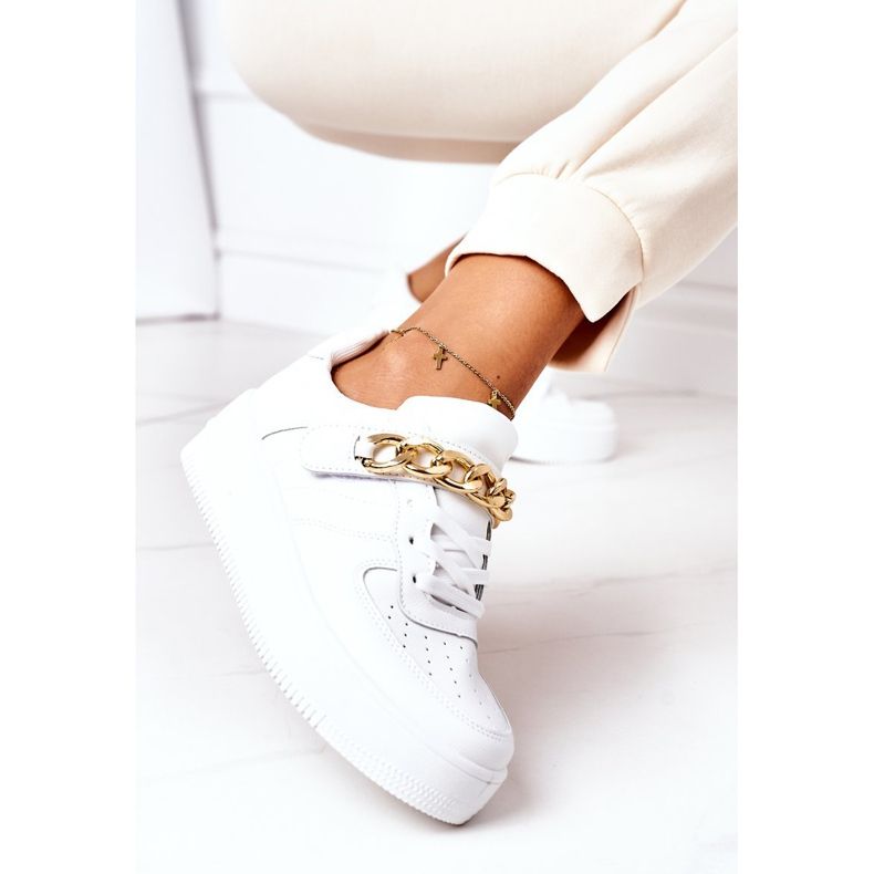 Chaussures De Sport Baskets Avec Chaîne Blanc One Chance blanche 2
