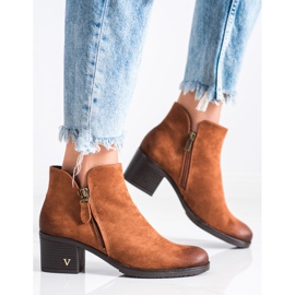 Boots classiques sur le poteau VINCEZA brun 2 Boots classiques sur le poteau VINCEZA brun 2