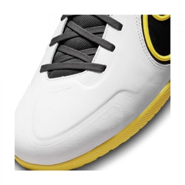 Chaussures de football Nike React Legend 9 Pro Ic M DA1183-107 multicolore blanche 2