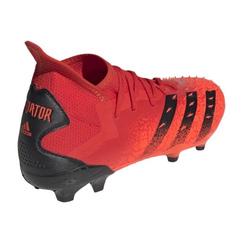 Chaussures Adidas Predator Freak.2 Fg M S24187 multicolore oranges et rouges 2
